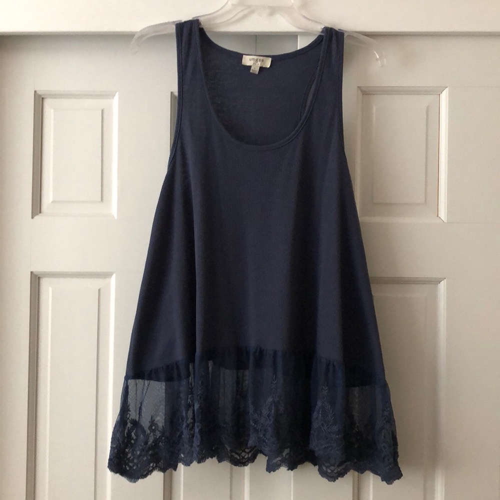 Racerback tank tunic top with lace trim